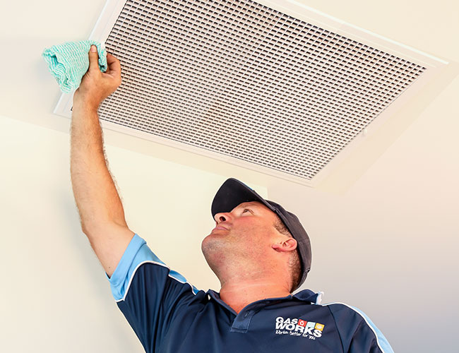 Ducted-Filter-Cleaning-2